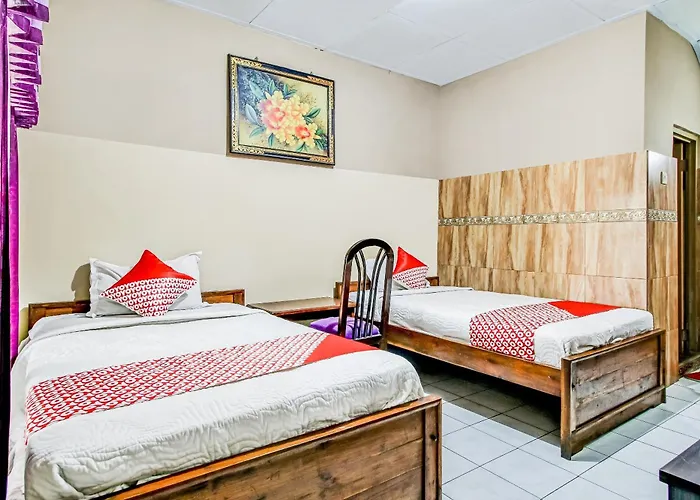 Oyo 91053 Desa Wisata 2* Gilimanuk